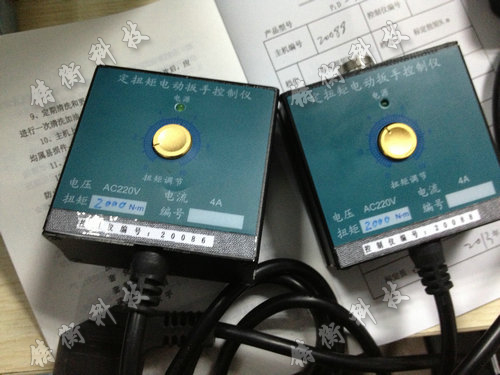 電動(dòng)扭力扳手圖片